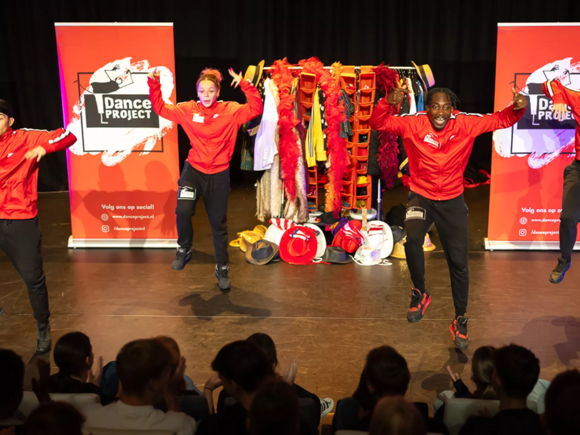 Voortgezet onderwijs - cult clash - dans voorstelling