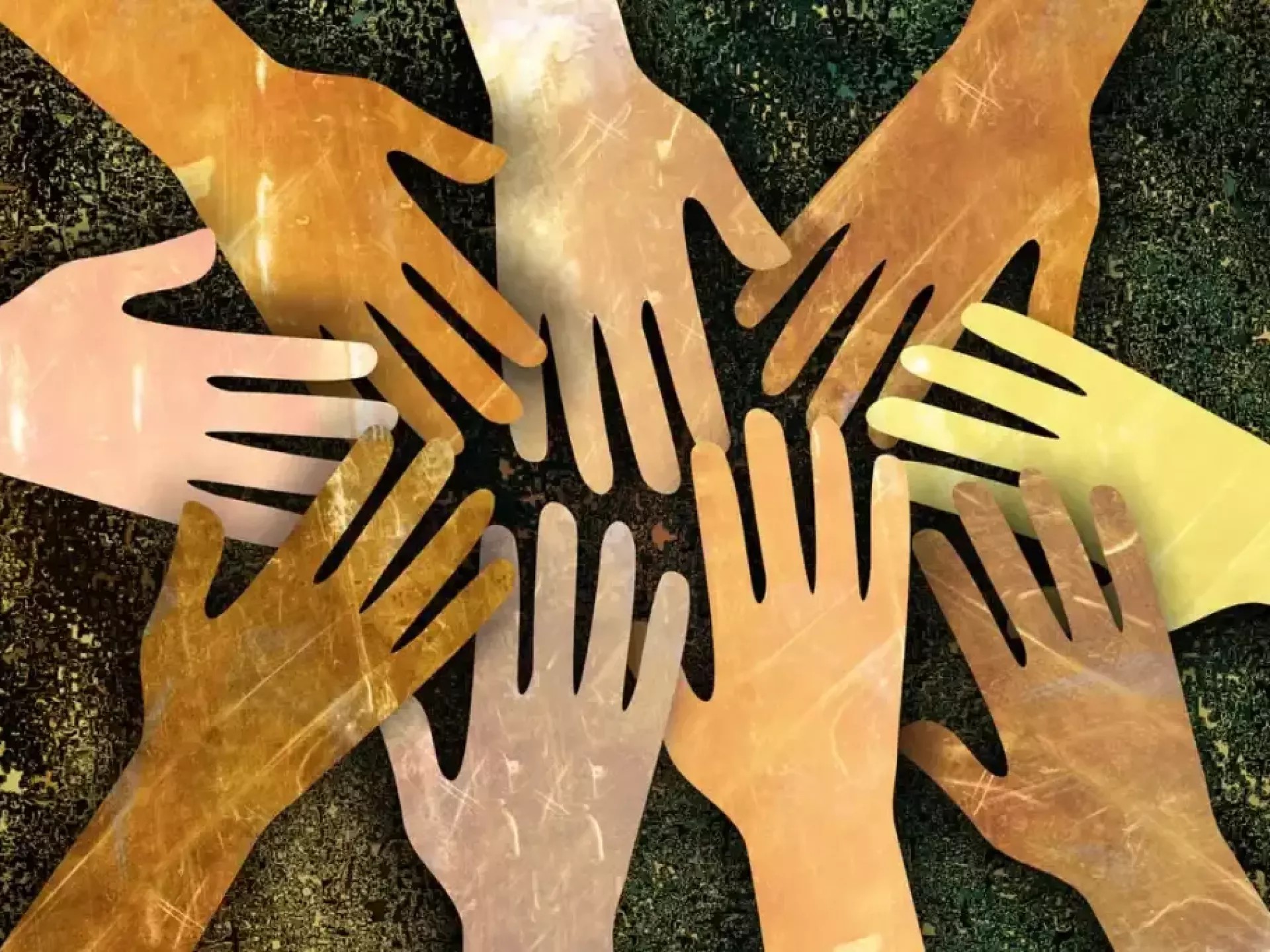 Diversiteit en inclusie - handen in verschillende kleuren