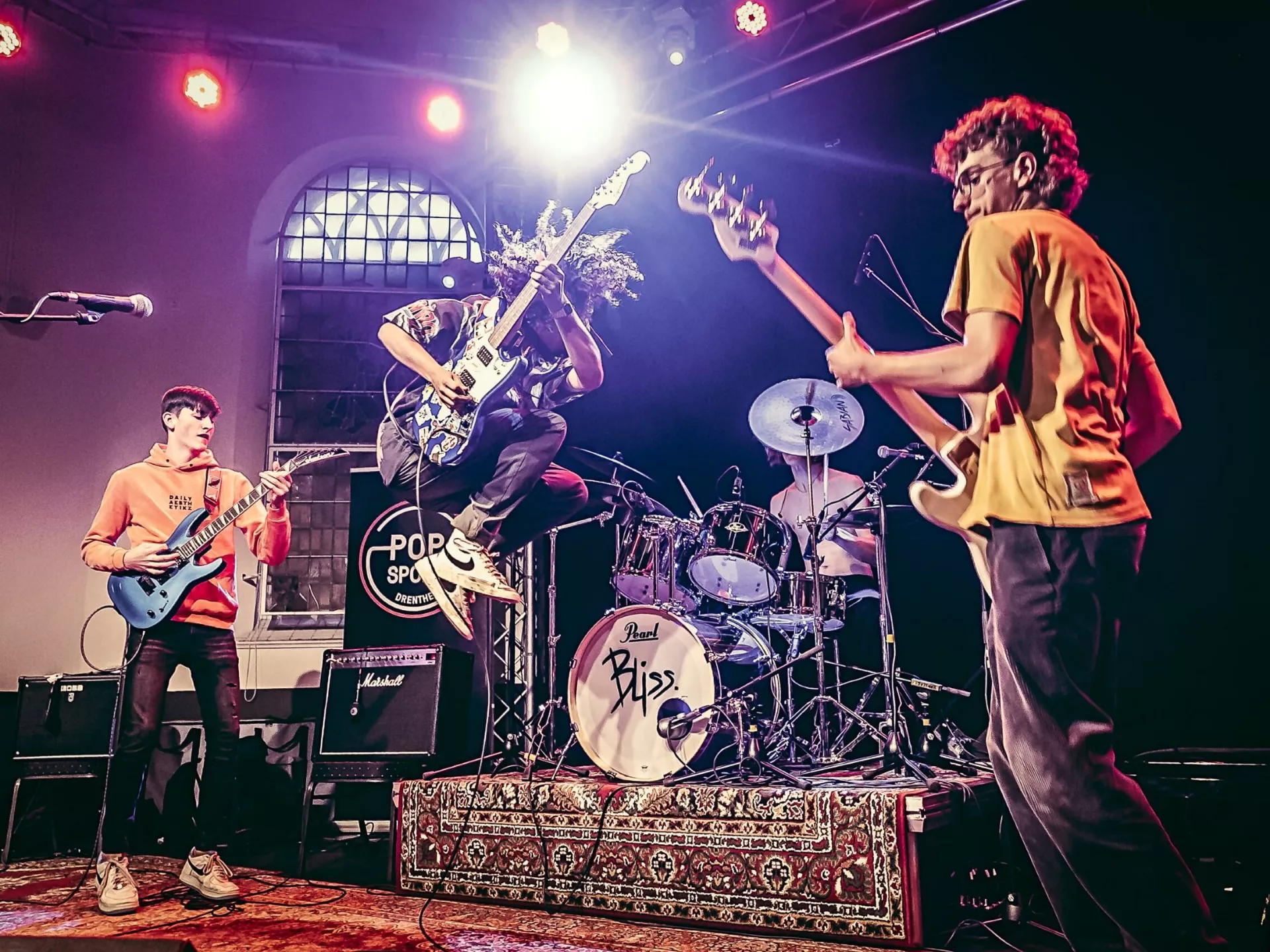 Optreden popband Bliss