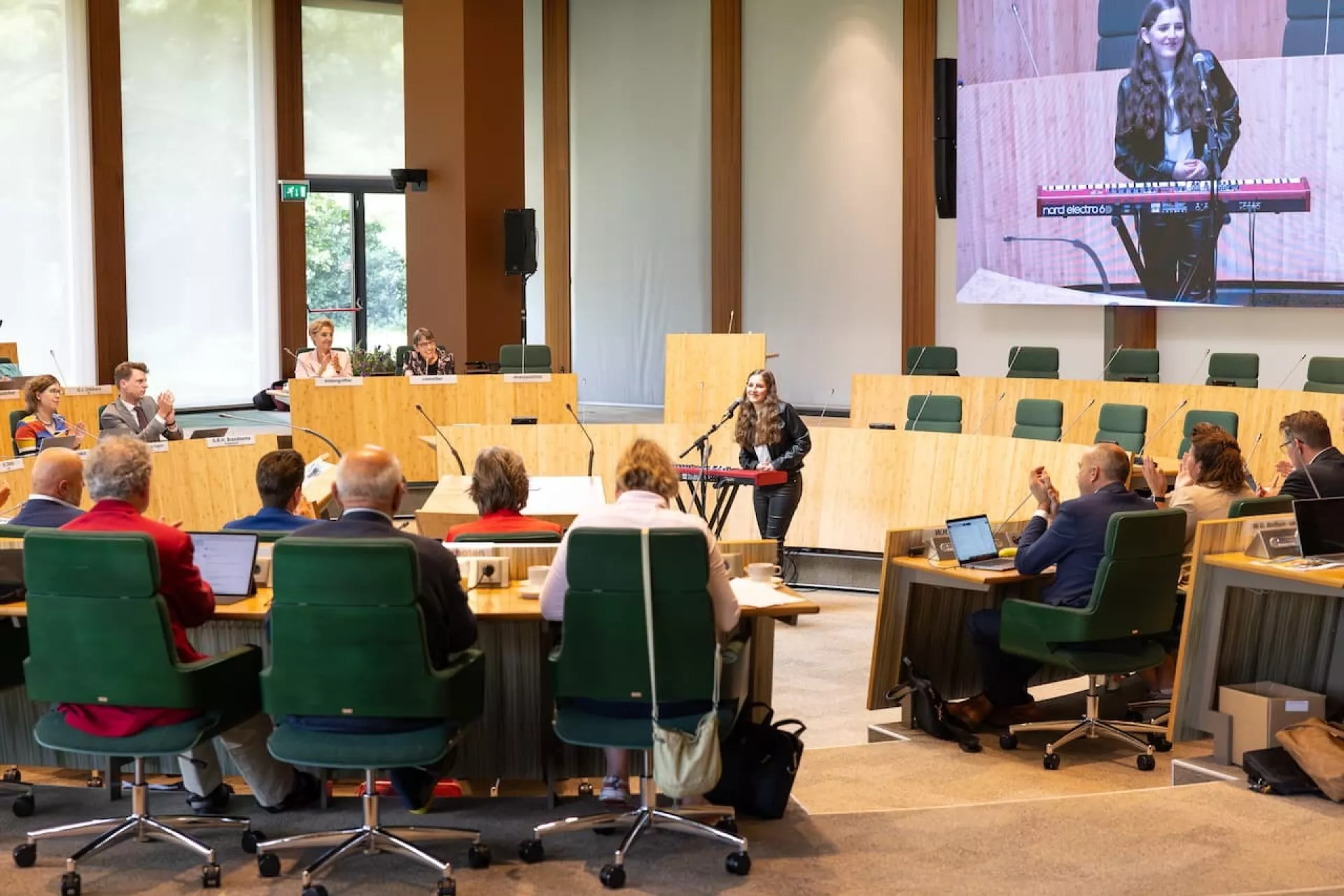 Overheden - muziek in de staten - optreden
